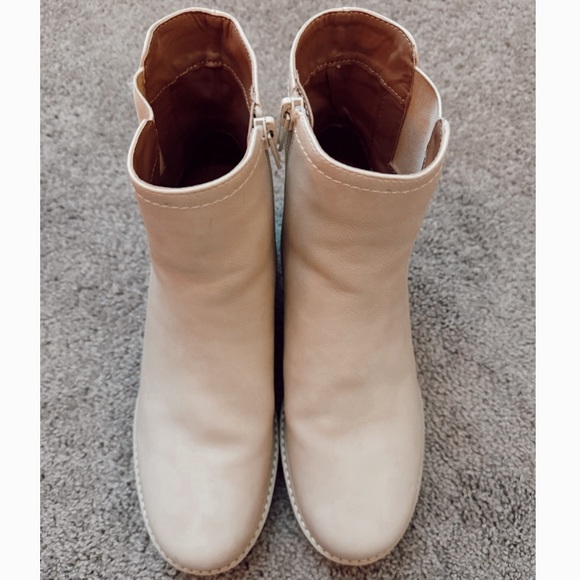 Naturalizer Cade Lug Sole Boot Porcelain Beige Size 8.5 - Picture 6 of 7